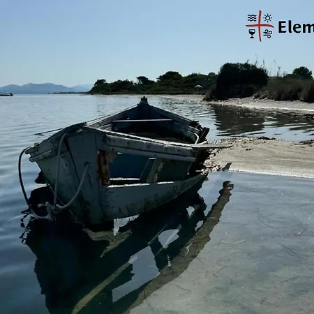 Elements Calasetta